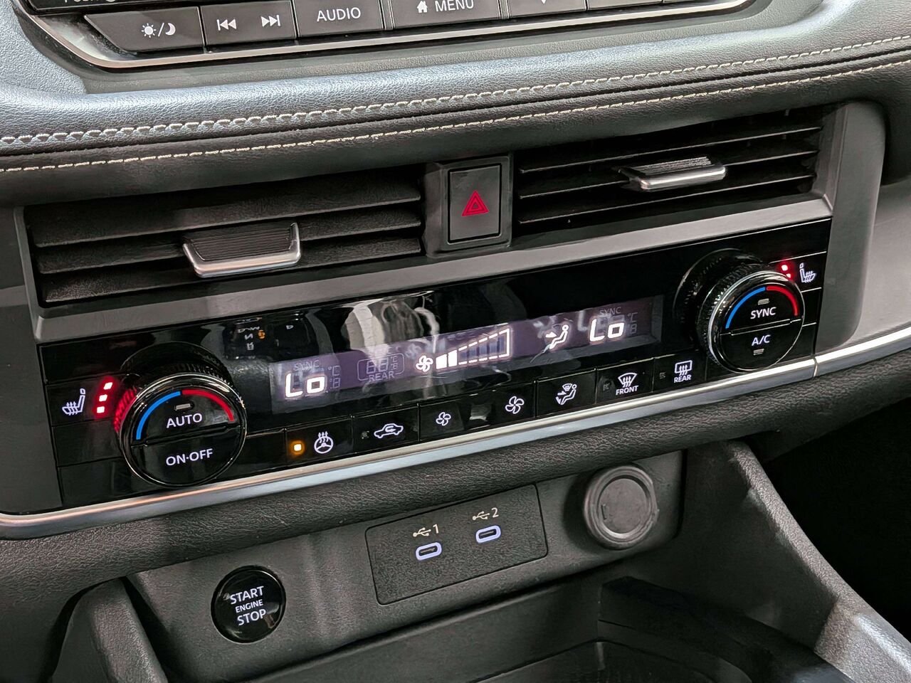 2024 Nissan Rogue AWD S White Val-David - photo #24