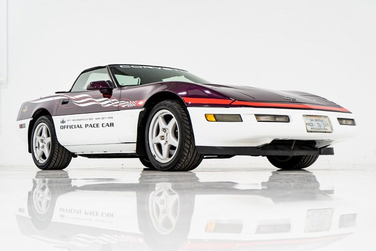 Chevrolet Corvette Convertible Pace Car 1995 Mauve Montréal - photo #57