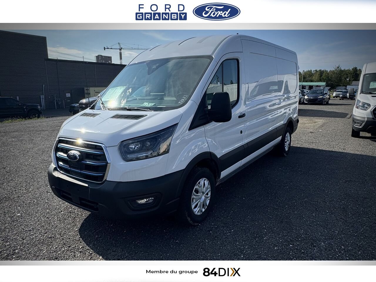 Ford E-TRANSIT FOURGONNETTE UTILITAIRE 2025 Blanc Granby - photo #5