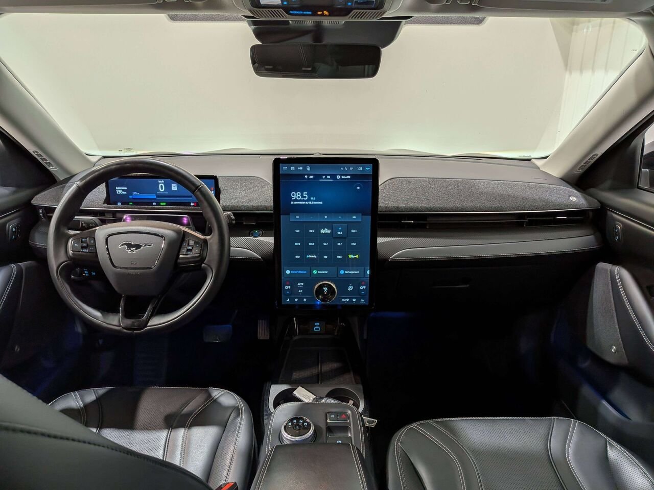 2021 Ford Mustang Mach-E Premium AWD Grey Val-David - photo #12