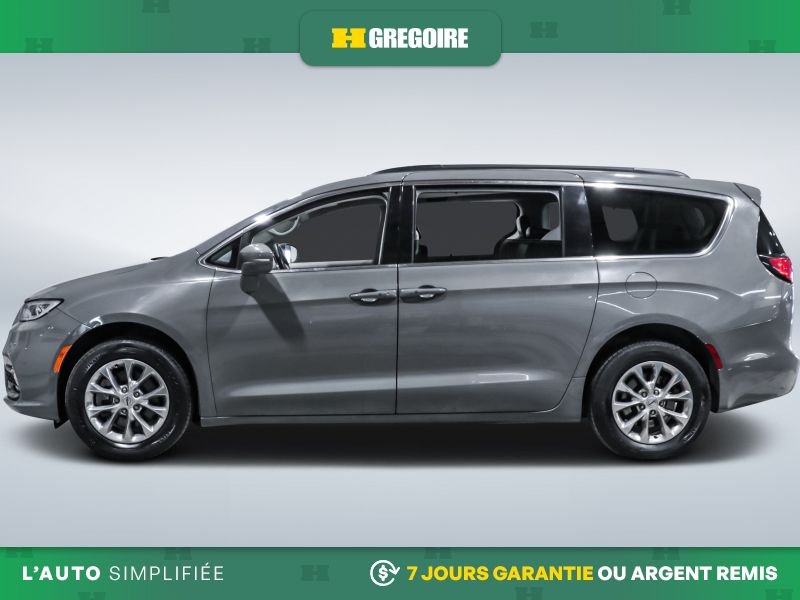 2022 Chrysler Pacifica Grey Blainville - photo #4