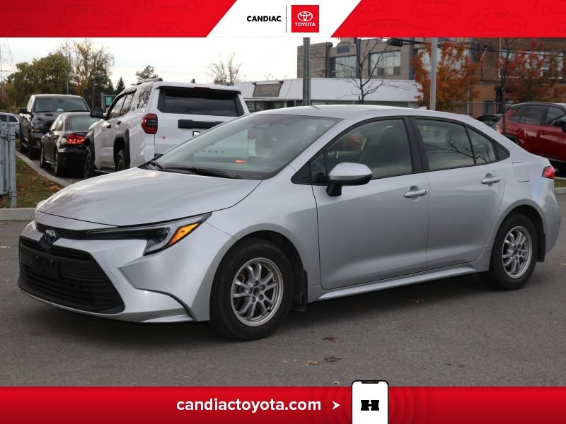 2025 Toyota Corolla Silver Blainville - photo #4