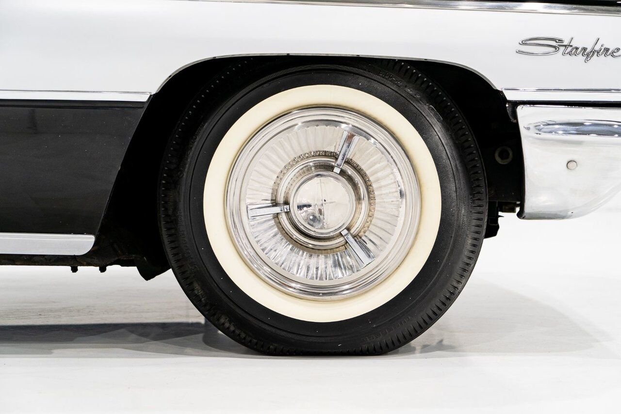 Oldsmobile Starfire Factory A/C. Single repaint and extensive ownership history **PRICE IN USD** 1962 Noir Montréal - photo #46