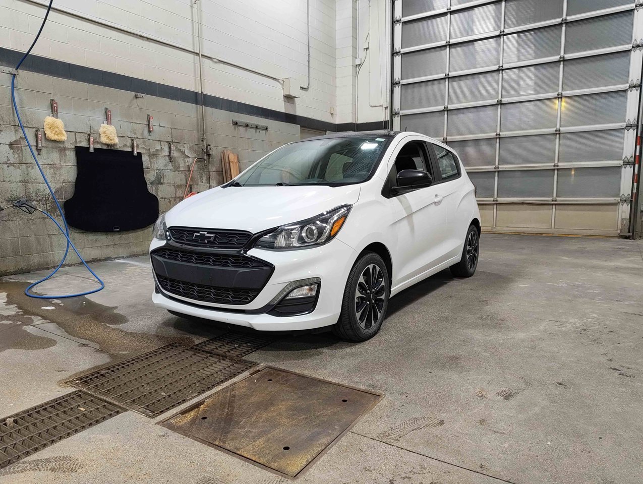 2022 Chevrolet Spark 4dr HB CVT 1LT White Sherwood Park - photo #3