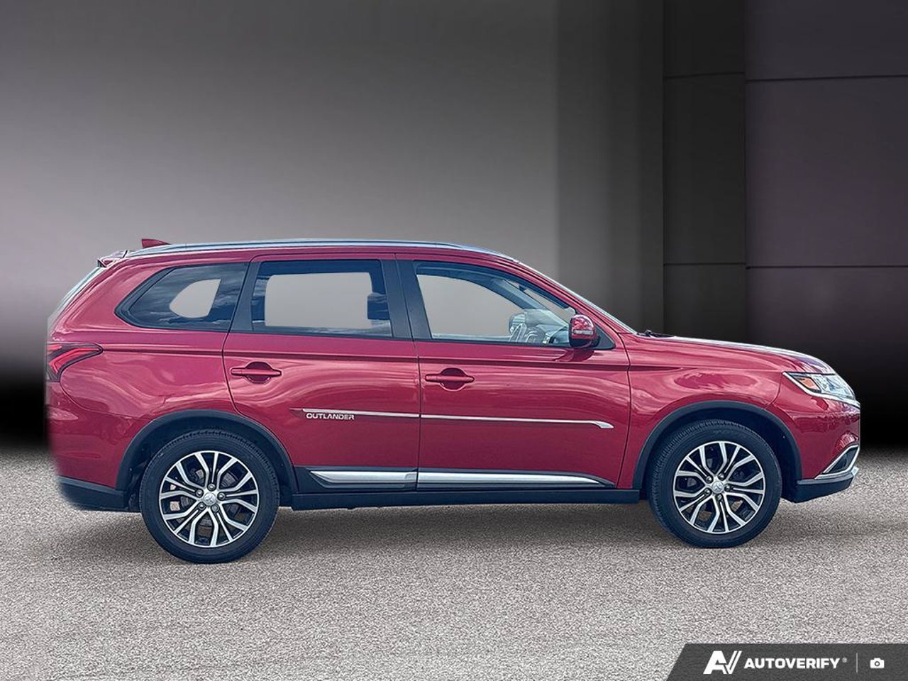 Mitsubishi Outlander JA4AZ2A39JZ619508 2018 Rouge Mirabel - photo #5