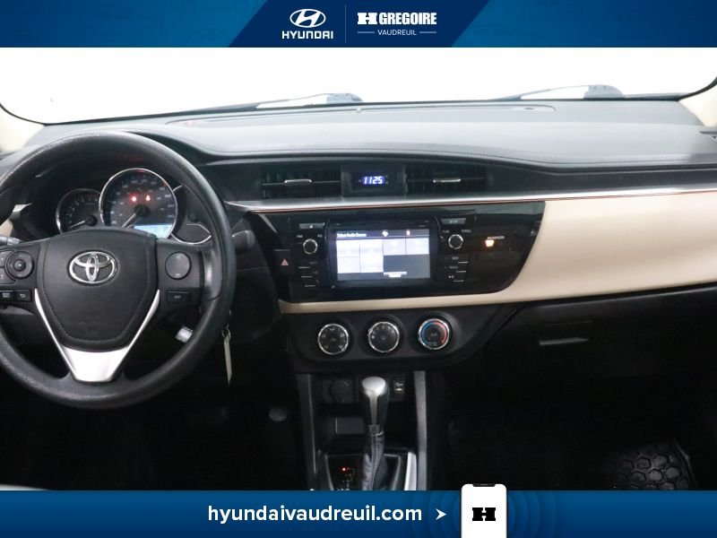 Toyota Corolla 2015 Beige Laval - photo #22