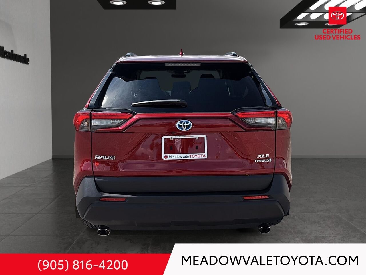 2021 Toyota RAV4 One owner, Red Mississauga - photo #4