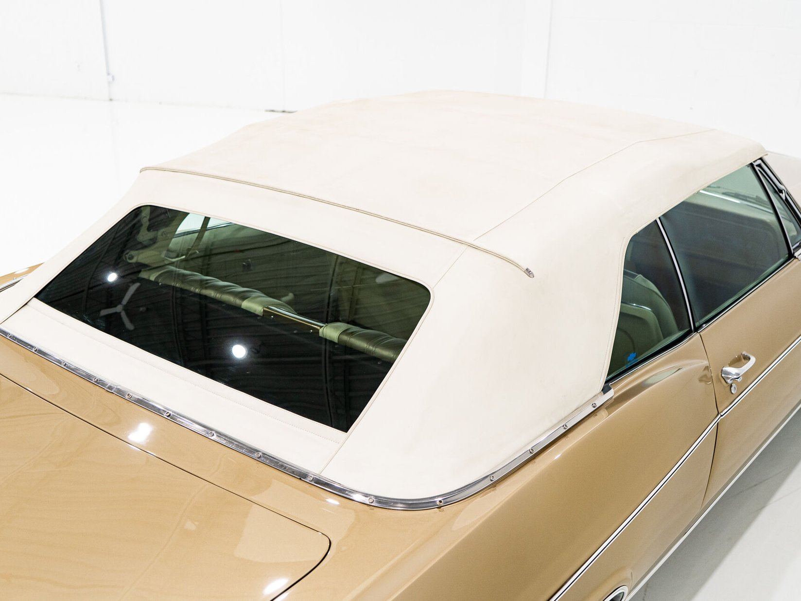 Chevrolet Impala 427 Convertible fully loaded with A/C **PRIX EN USD** 1966 Montréal - photo #28
