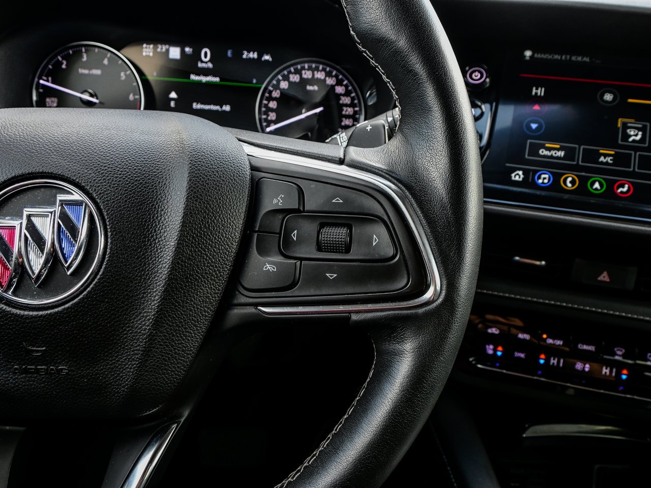 2023 Buick Envision AWD 4dr Avenir Red Sherwood Park - photo #25