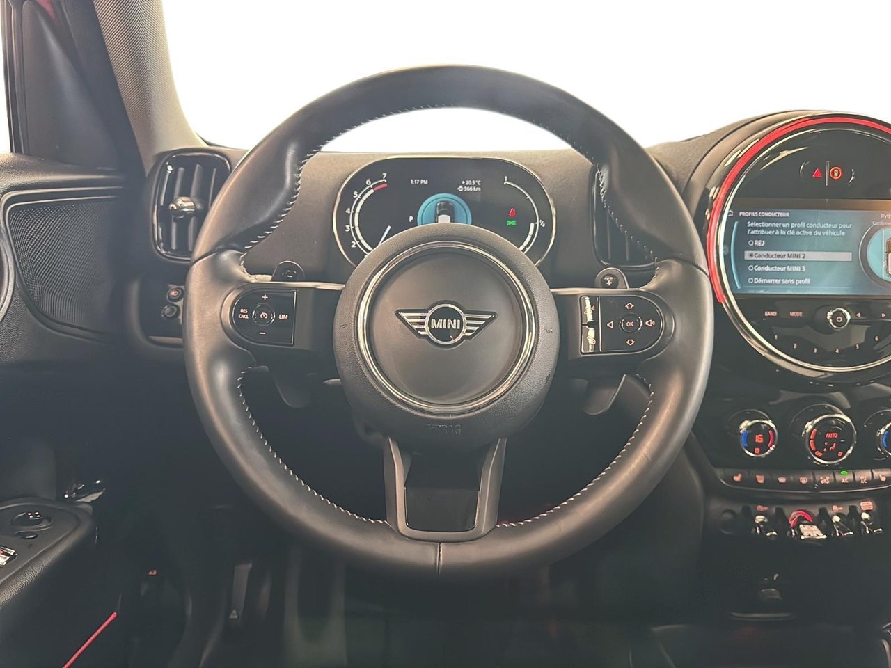 2024 MINI Countryman Cooper S Red Baie-Comeau - photo #12
