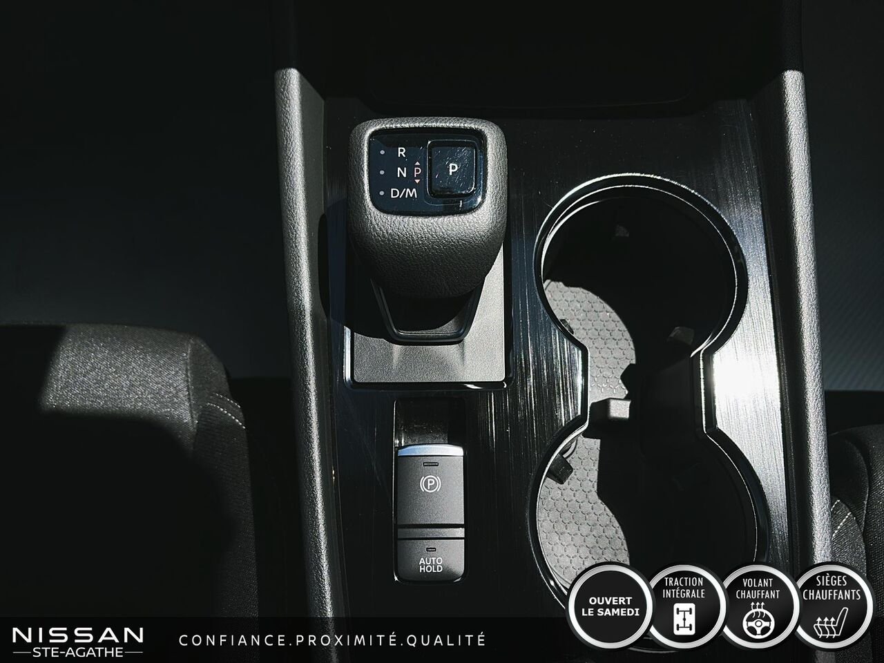 Nissan Rogue 2024 Blanc Ste-Agathe des Monts - photo #12