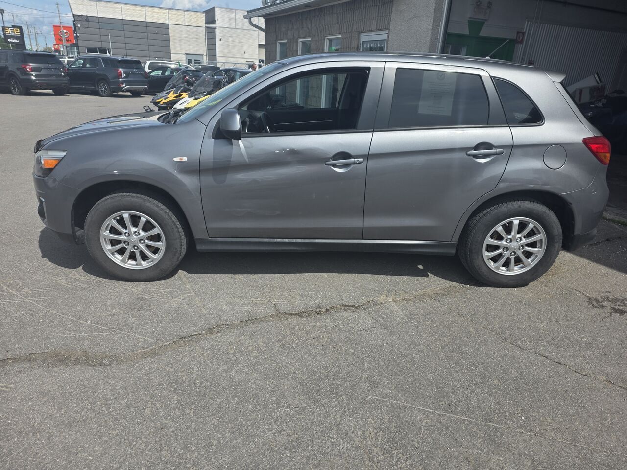 2015 Mitsubishi RVR