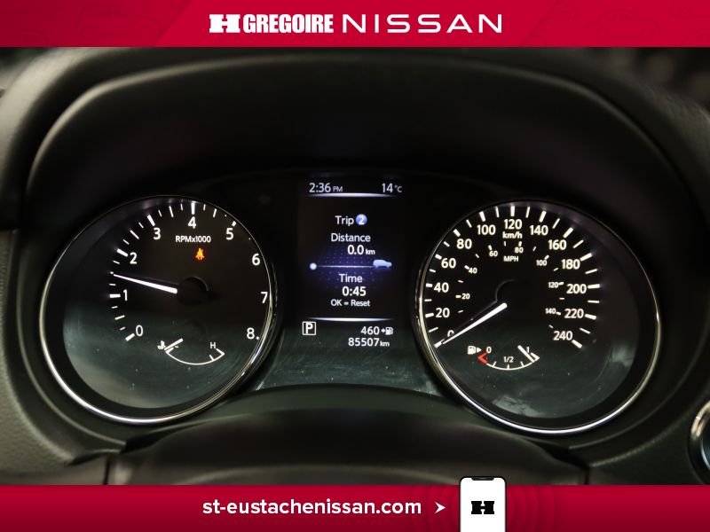 2017 Nissan Qashqai Red Saint-Eustache - photo #26