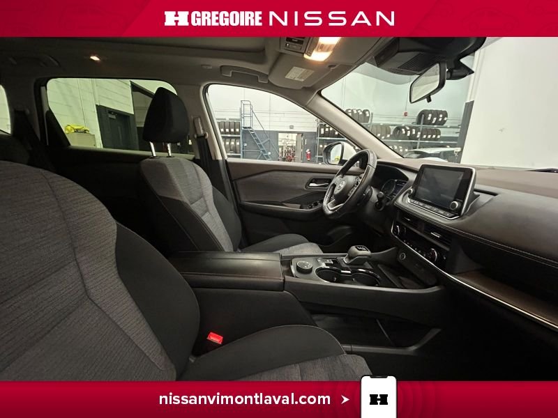 2023 Nissan Rogue White Laval - photo #11