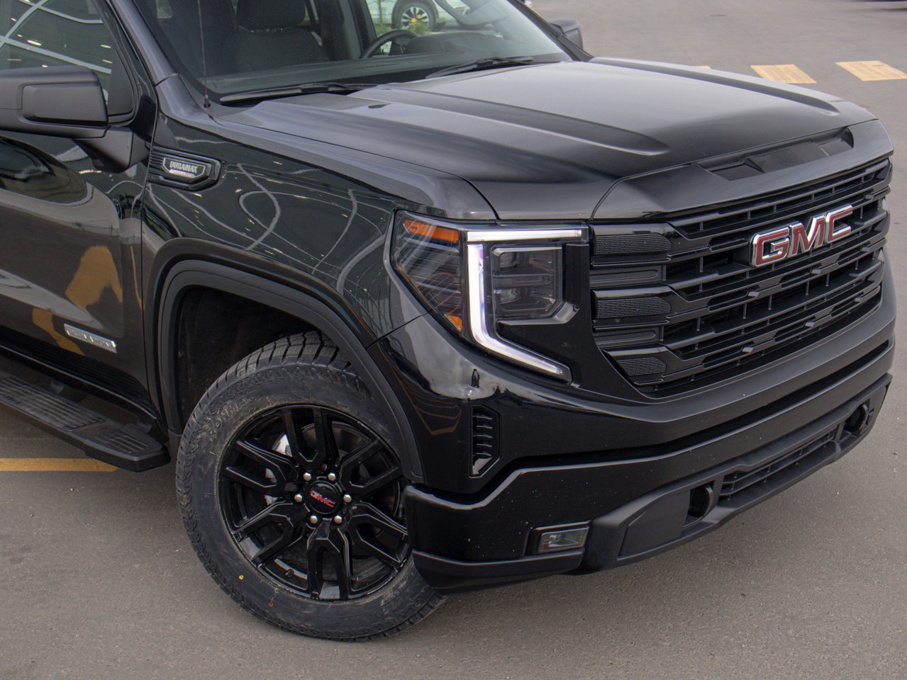 2024 GMC Sierra 1500 4WD Crew Cab 147 Elevation Black Sherwood Park - photo #15