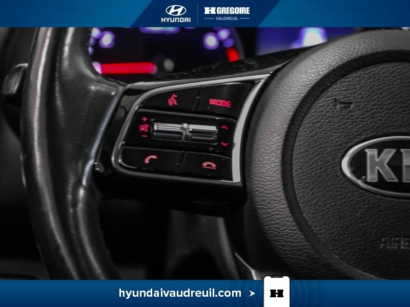 2020 Kia Forte White Laval - photo #21