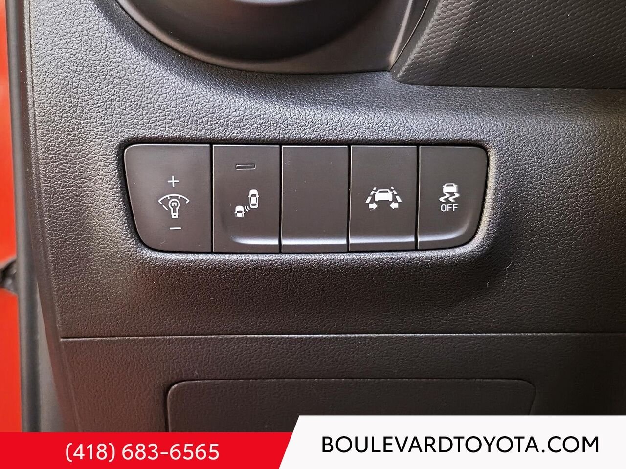 2020 Hyundai KONA 100574A-91 | 2.0L LUXE, AWD Orange Québec - photo #11