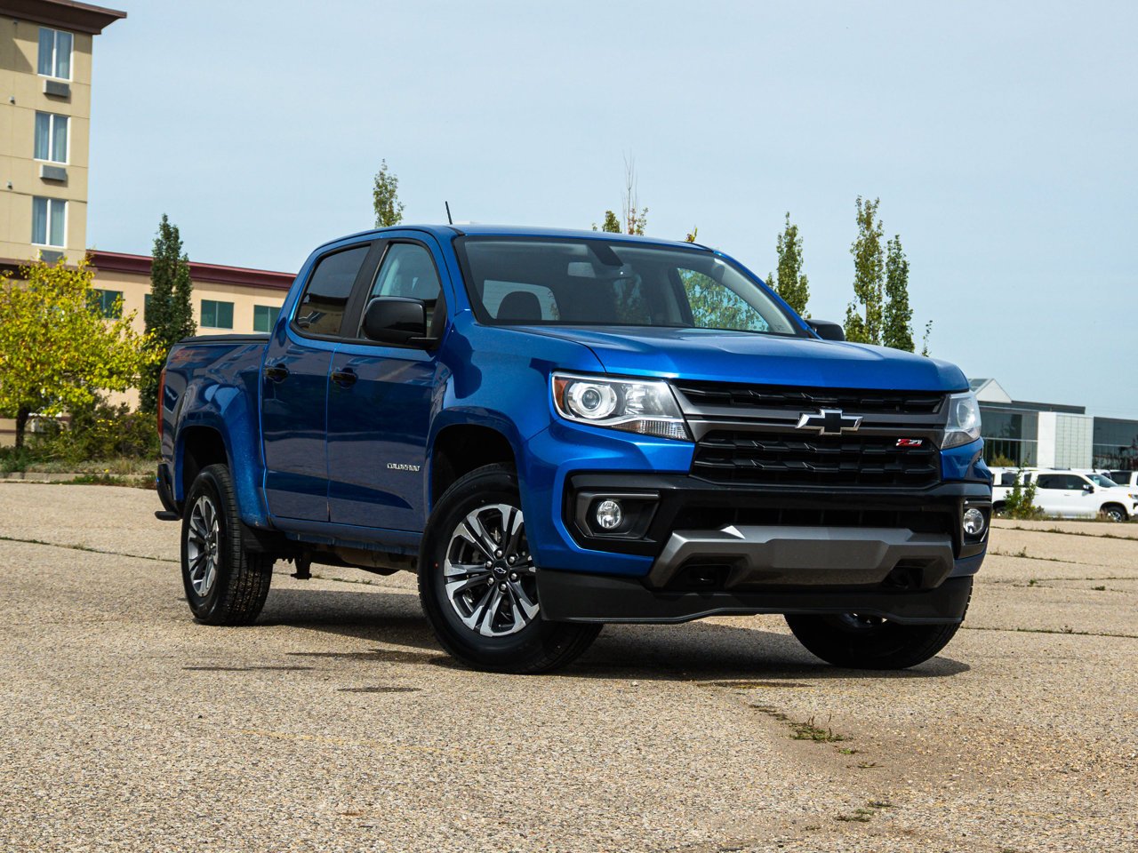 2021 Chevrolet Colorado 4WD Crew Cab 128 Z71 Blue Sherwood Park - photo #1