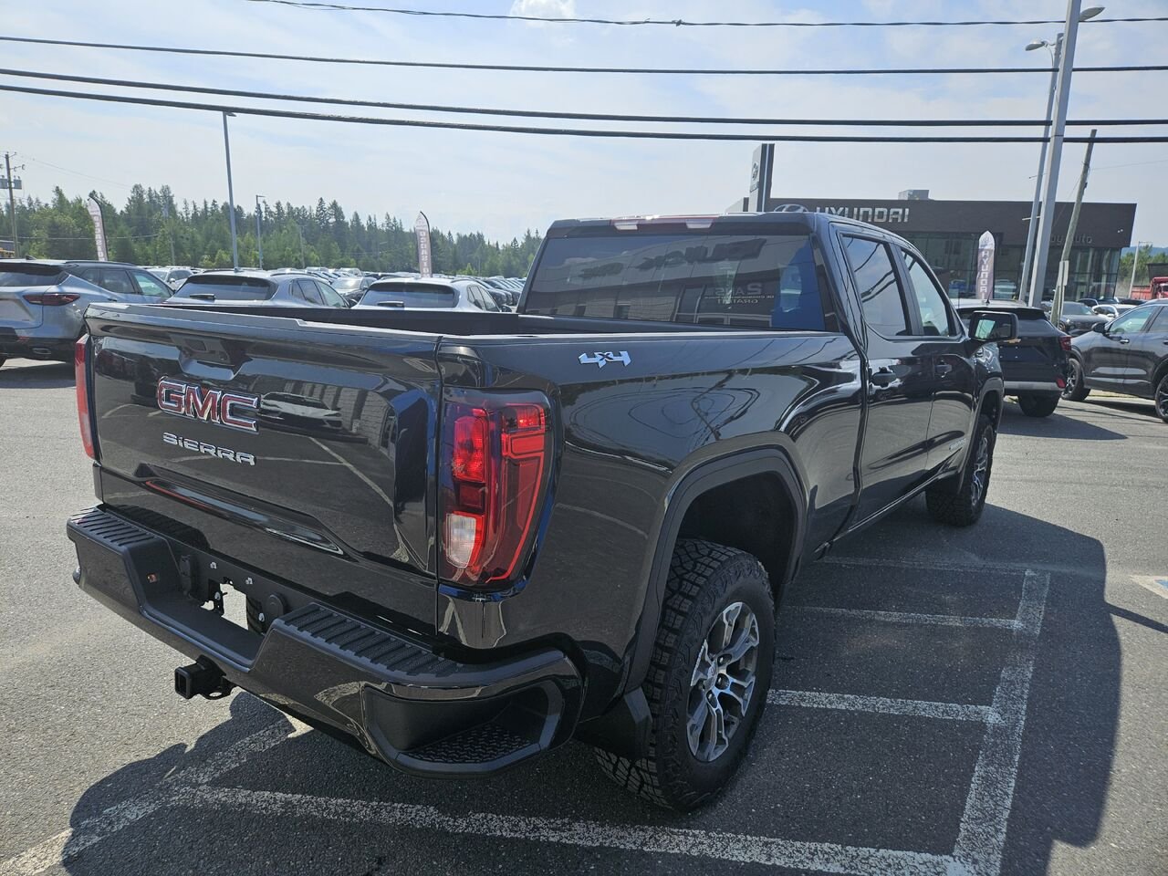 GMC Sierra 1500 Pro cabine multiplace 4RM 157 po 2026 Noir onyx Thetford Mines - photo #4