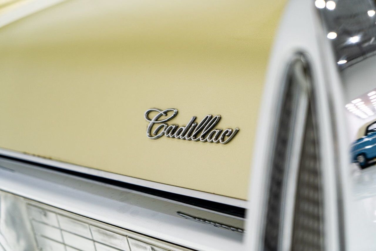 Cadillac DeVille Coupe *PRICE IN USD* Original California survivor factory A/C with only 36,992miles (59,532km) 1967 Or Montréal - photo #51