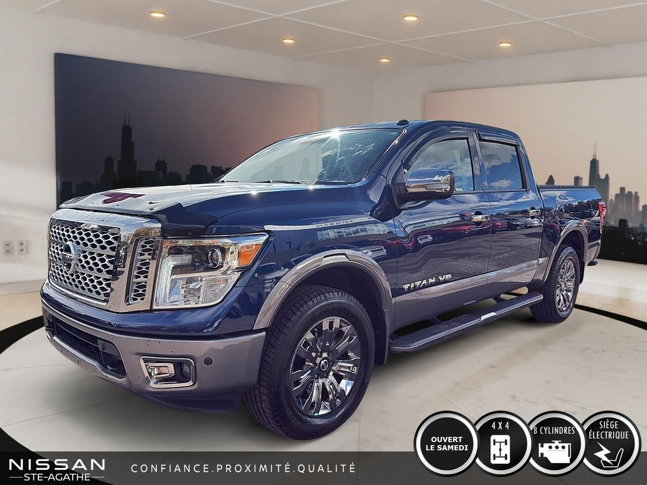2018 Nissan Titan Platine cabine double 4x4 | BAS KILOMÉTRAGE | CAPACITÉ DE REMORQUAGE 8 500 LB Blue Saint-Jérôme - photo #0