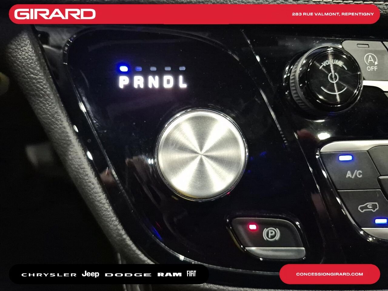 2025 CHRYSLER PACIFICA White Repentigny - photo #23