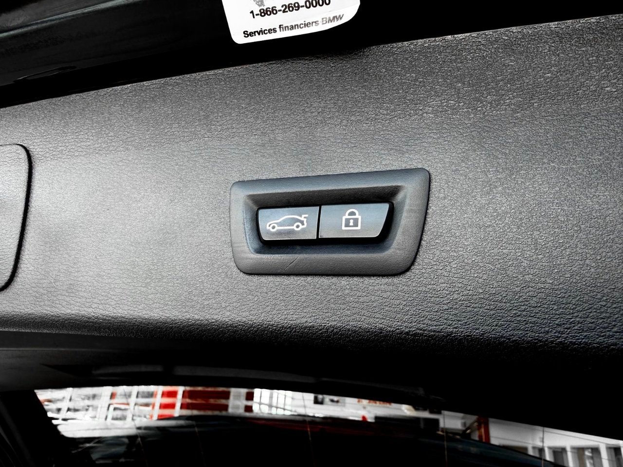 2017 BMW X1 Black Notre-Dame-des-Prairies - photo #14