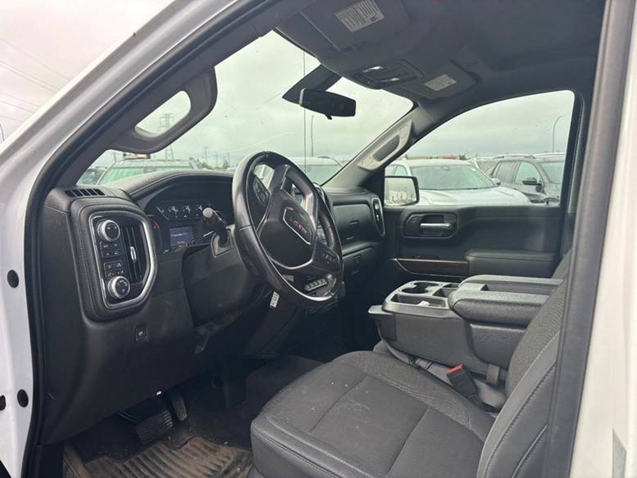 2019 GMC Sierra 1500 4WD Crew Cab 147 SLE White Sherwood Park - photo #5
