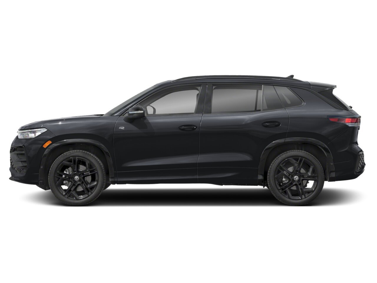 2026 Volkswagen Tiguan Deep Black Pearl Rouyn-Noranda - photo #2
