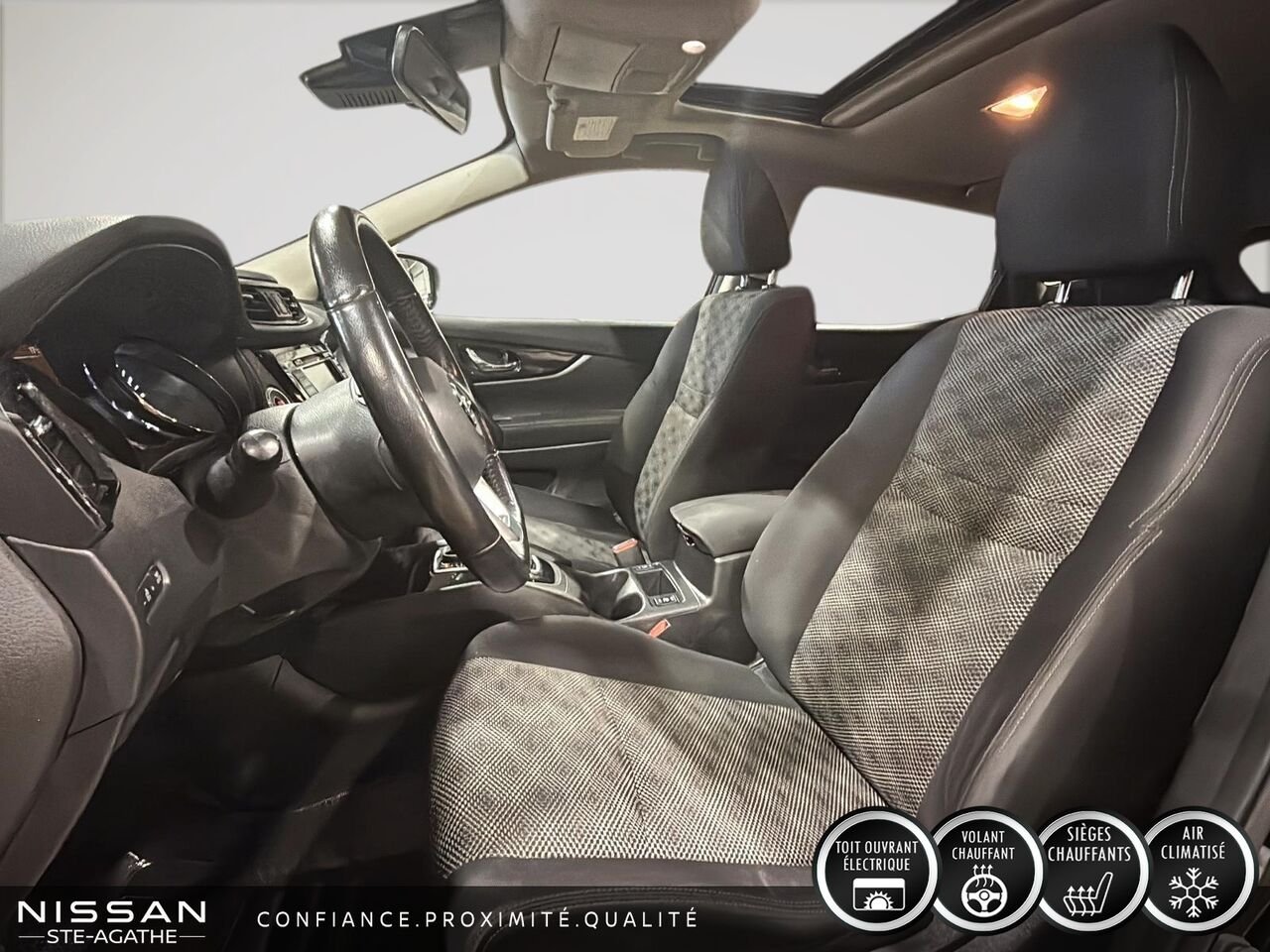 2019 Nissan Qashqai SV TI CVT Black Sainte-Agathe-des-Monts - photo #5