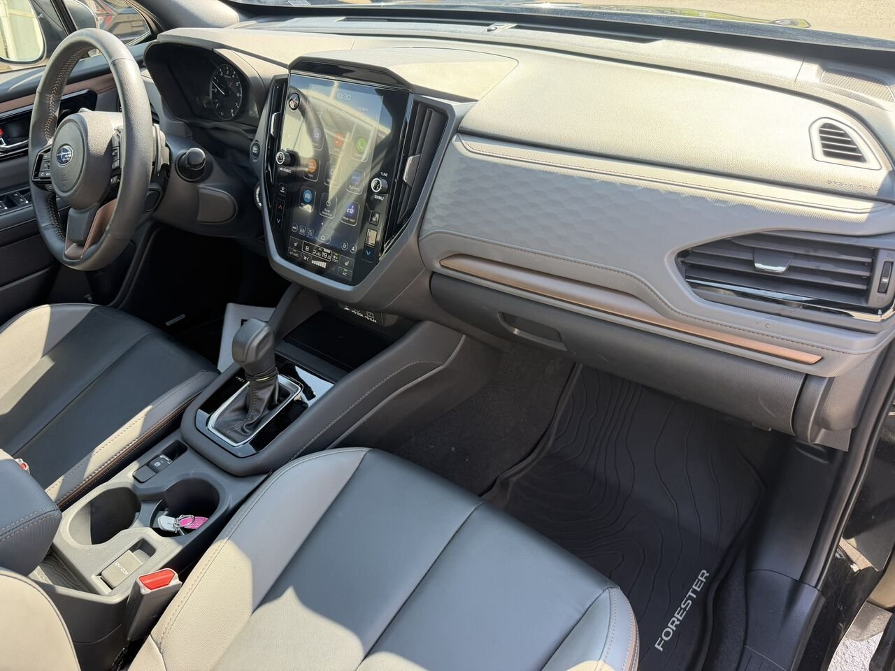 2025 Subaru Forester Sport Black Laval - photo #18