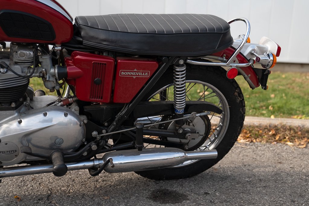 Triumph Bonneville 1972 Montréal - photo #14