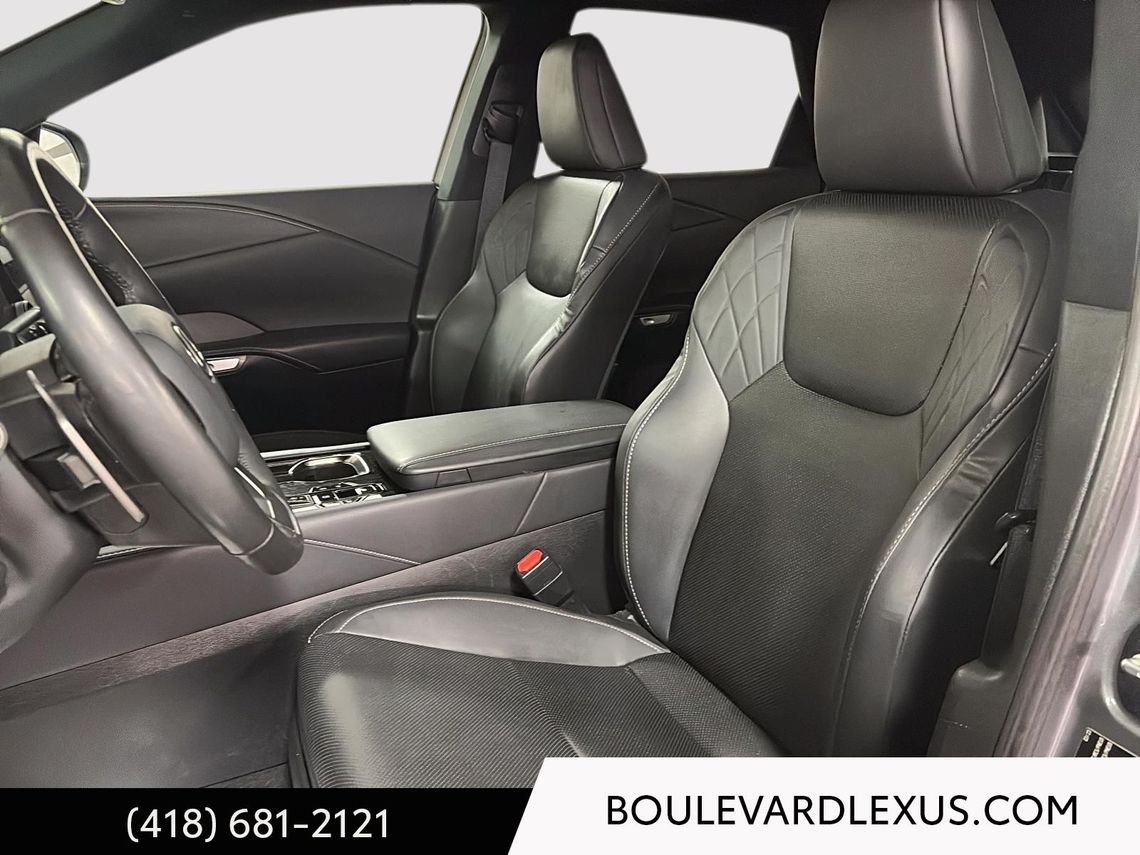 Lexus RX 19309A 2023 Gris Québec - photo #28