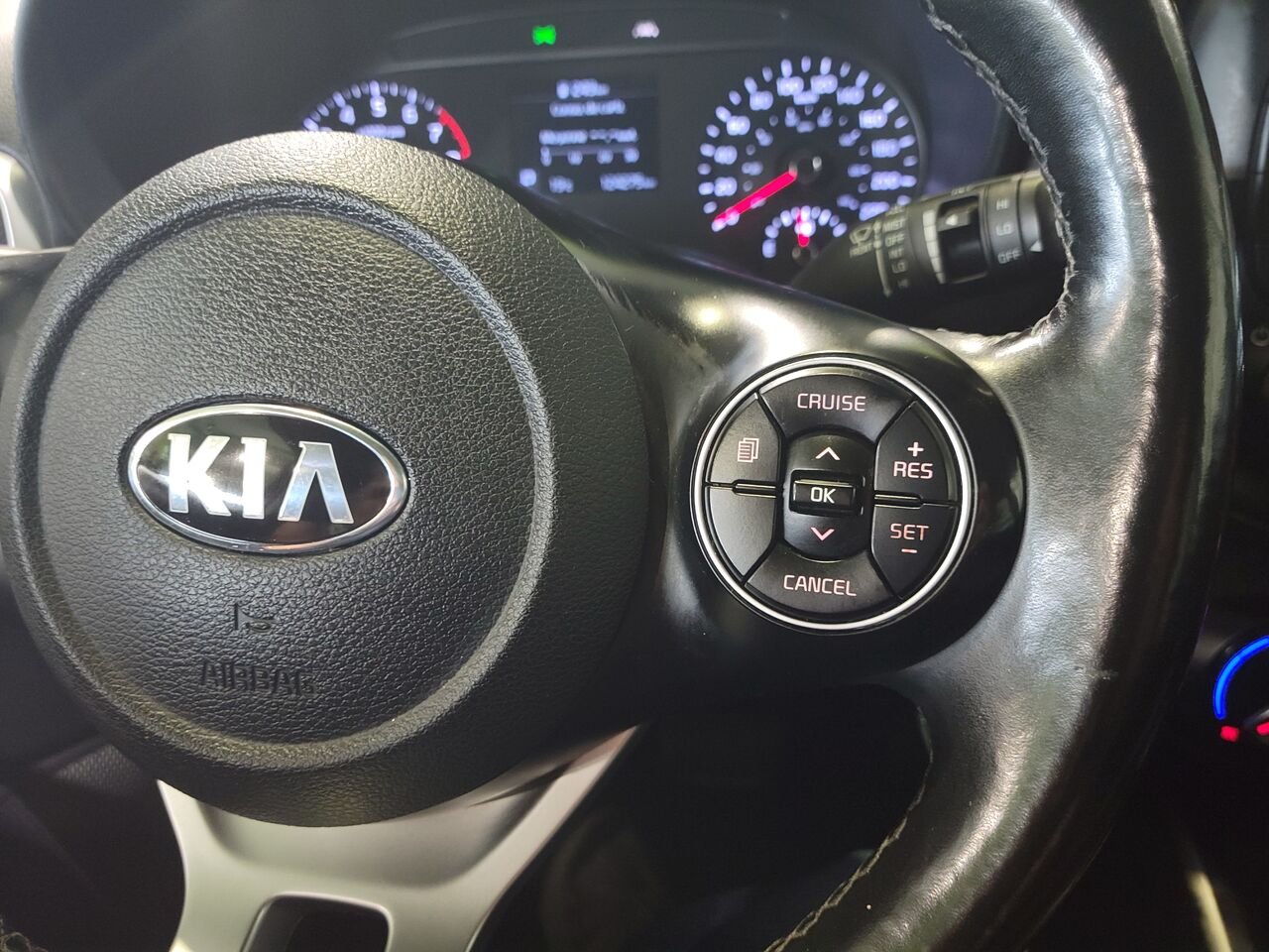 2020 Kia Soul Black  - photo #17