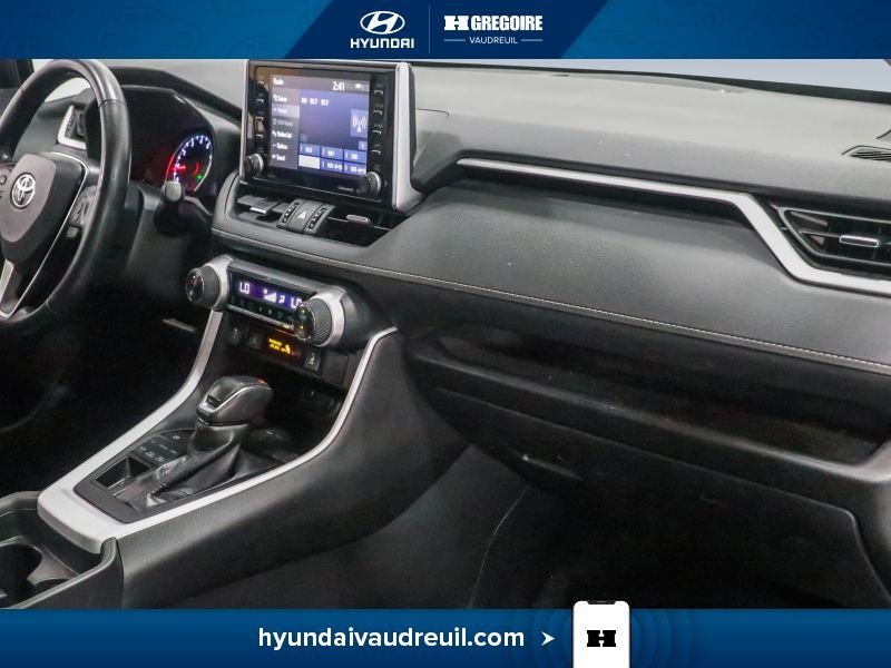 2020 Toyota Rav 4 Grey Blainville - photo #32
