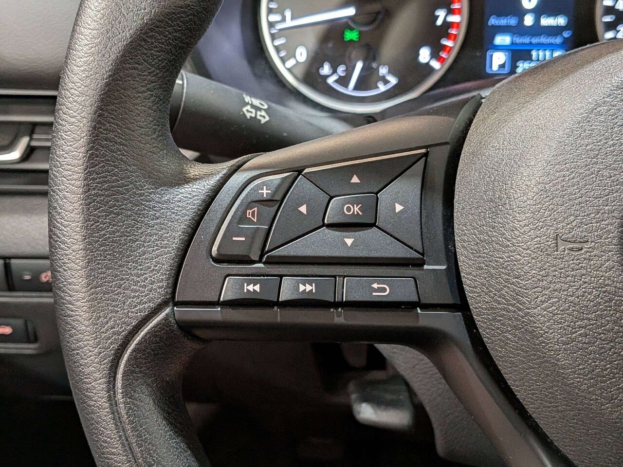 2024 Nissan Sentra S Plus CVT Black Val-David - photo #14