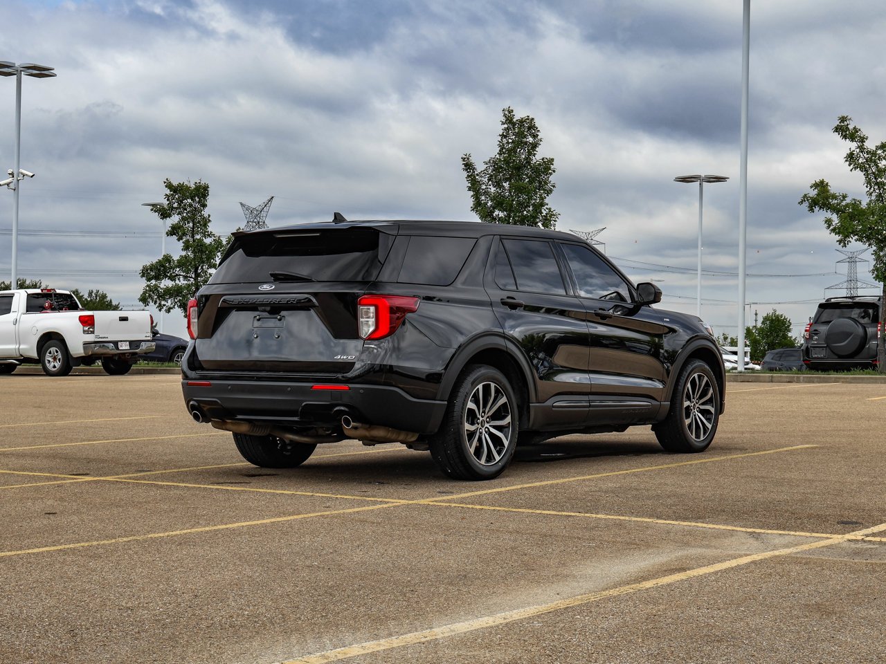 2022 Ford Explorer ST-Line 4WD Black Sherwood Park - photo #7