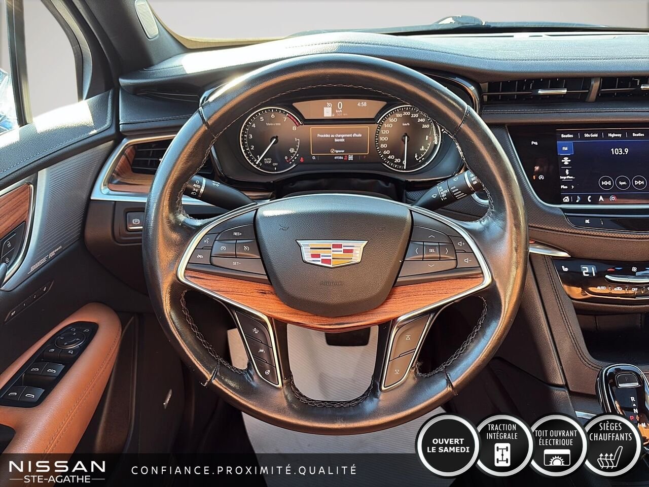 2023 Cadillac XT5 HAUT DE GAMME LUXE | TI | SEULEMENT 49 212 KM | TOIT OUVRANT ULTRAVIEW | CUIR | BOSE Blue Saint-Jérôme - photo #10