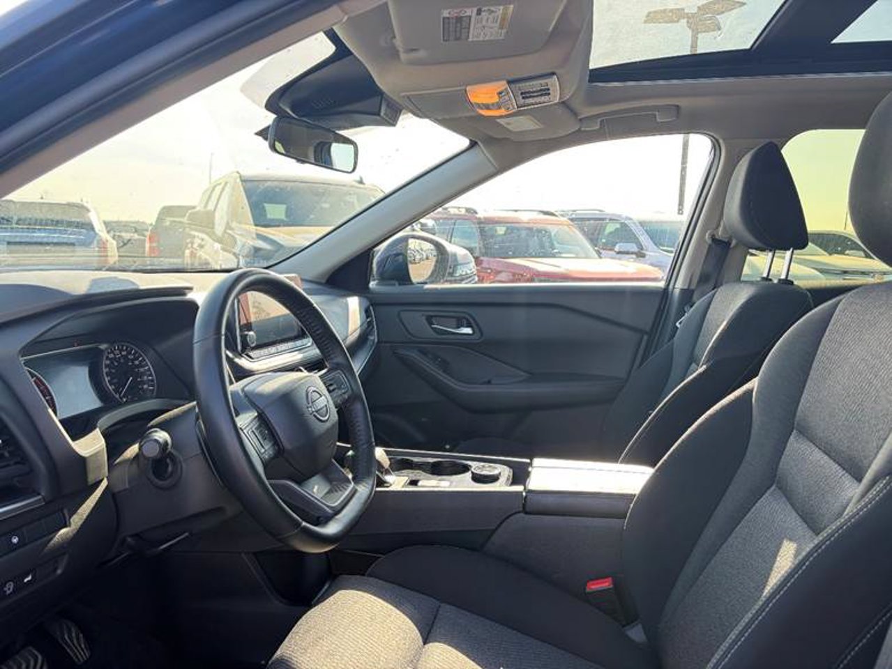 2025 Nissan Rogue AWD SV Moonroof Blue Sherwood Park - photo #6