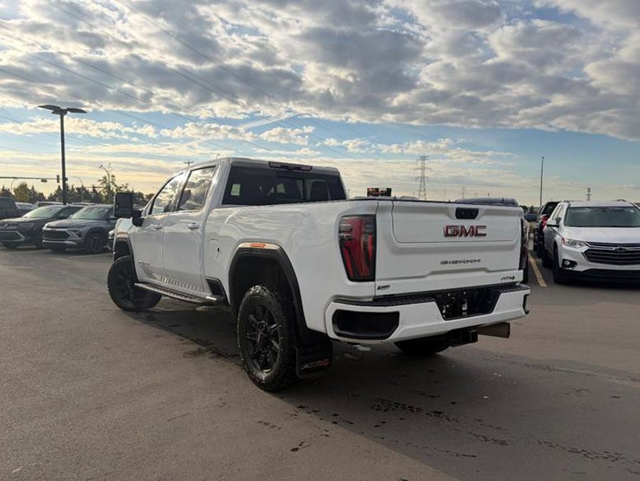 2024 GMC Sierra 2500HD AT4 Plus 6.6L Duramax | Power Sunroof White
