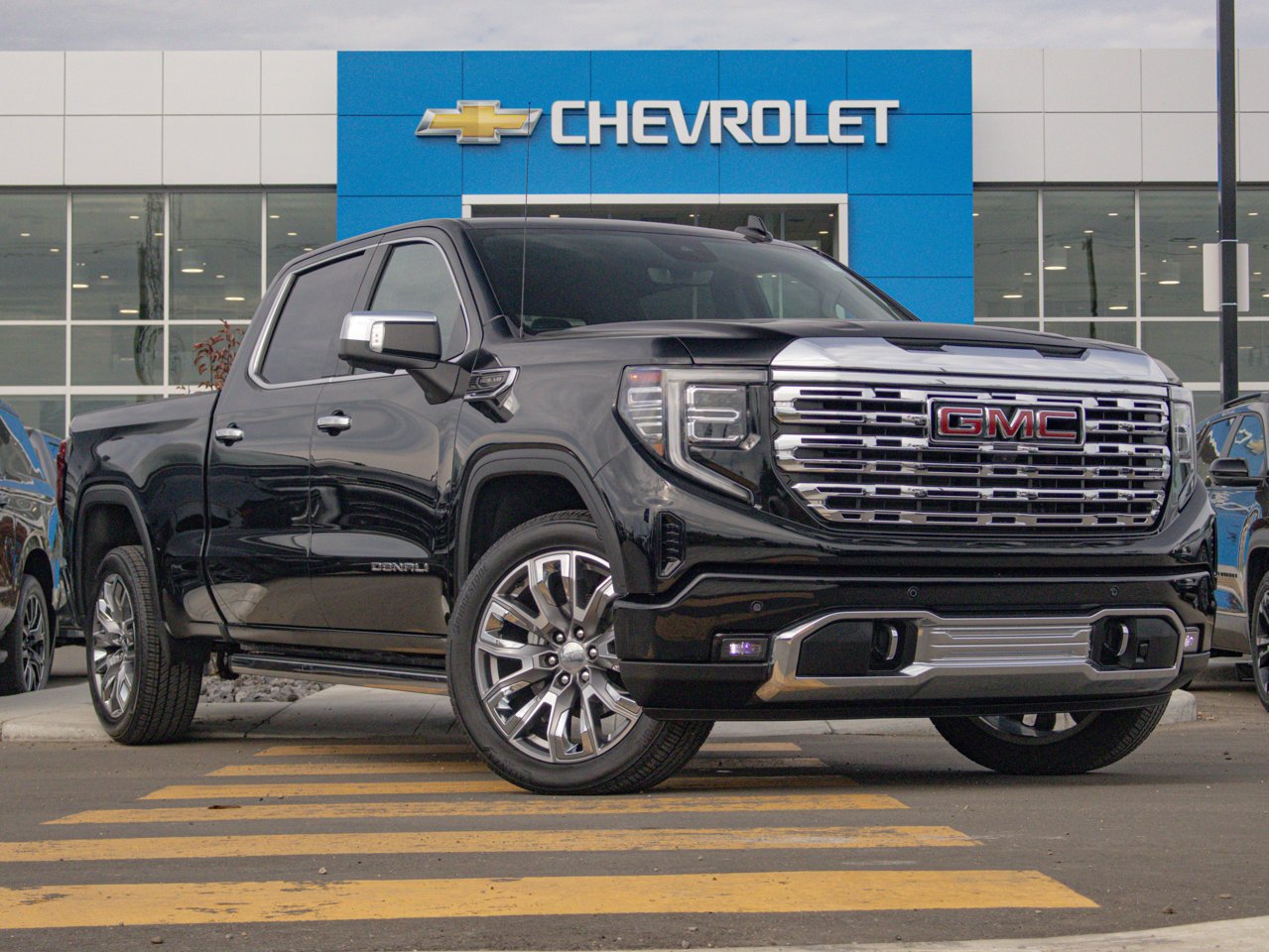 2025 GMC Sierra 1500 4WD Crew Cab 147 Denali Black Sherwood Park - photo #14