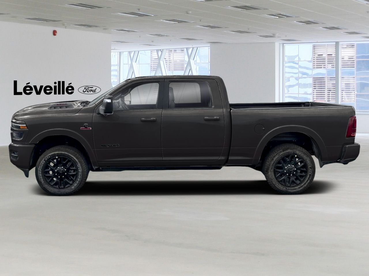 2027 RAM 3500 270050 | Limited cabine d'équipe 4x4 caisse de 8 pi Diamond Black Crystal Pearlcoat Gatineau - photo #1