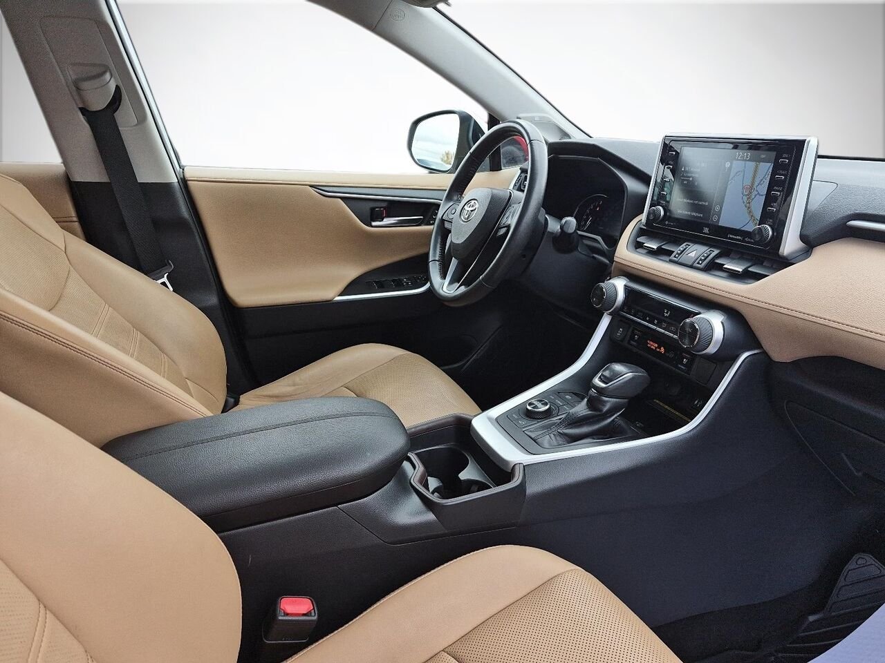 2019 Toyota RAV4 White Saint-Jérôme - photo #8