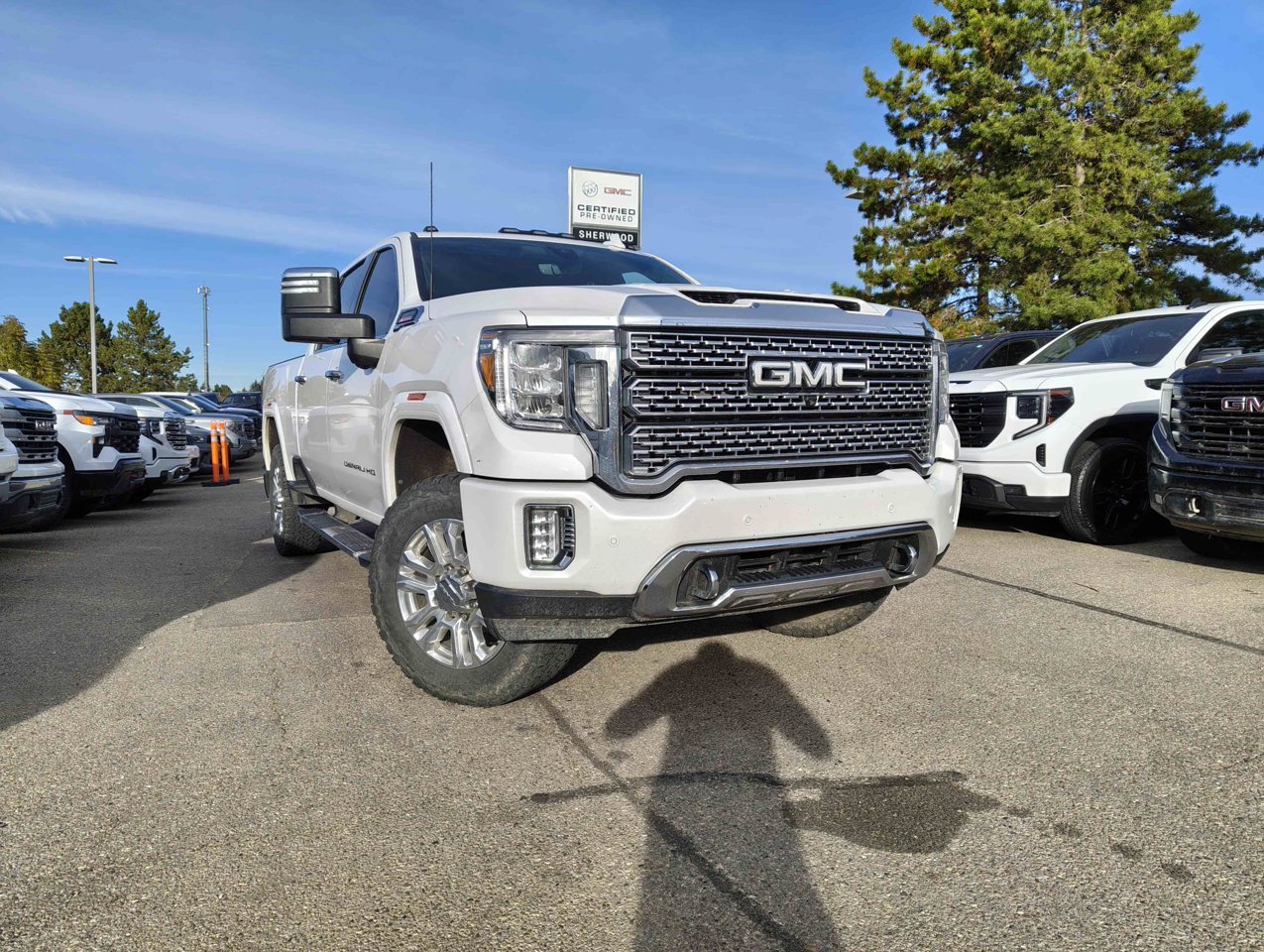 2020 GMC Sierra 3500HD 4WD Crew Cab 159 Denali White Sherwood Park - photo #1
