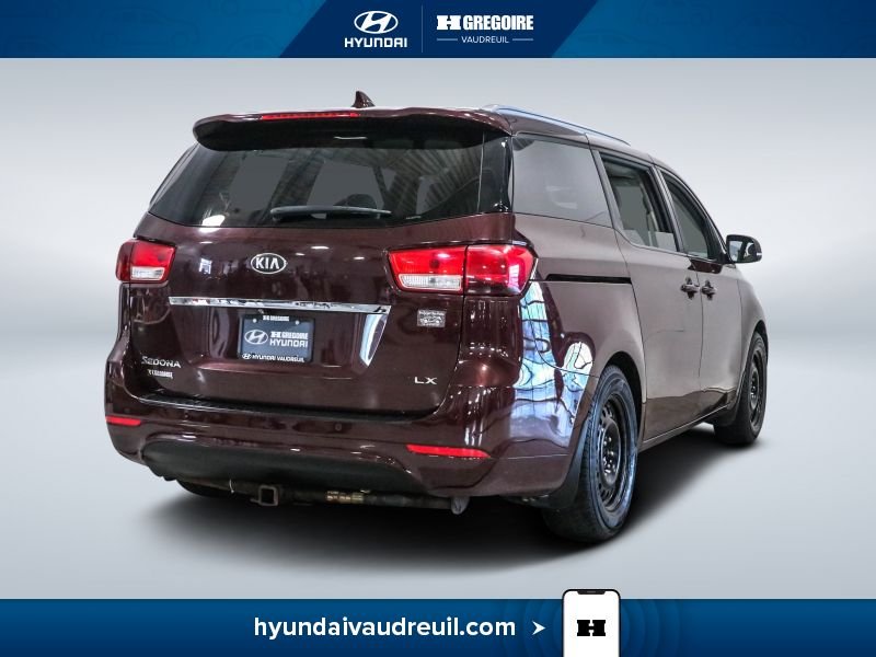 2018 Kia Sedona Red Laval - photo #10