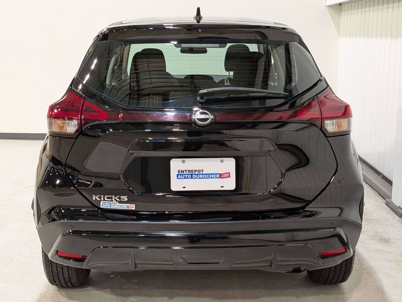 2024 Nissan Kicks S FWD Black Val-David - photo #5