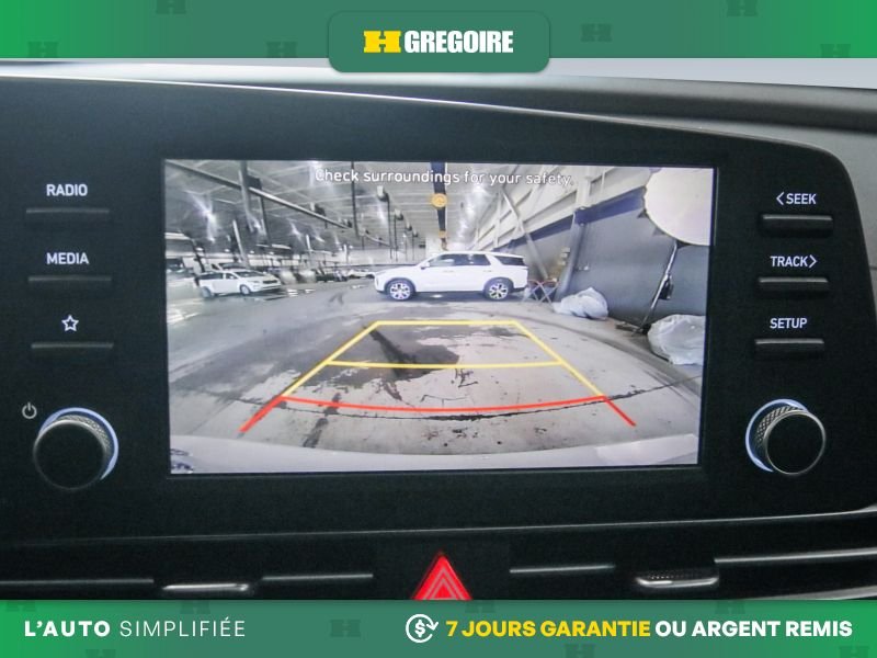 Hyundai Elantra 729206 | Preferred AUTO A/C GR ELECT MAGS CAM RECUL BLUETOO 2021 Blanc Laval - photo #16