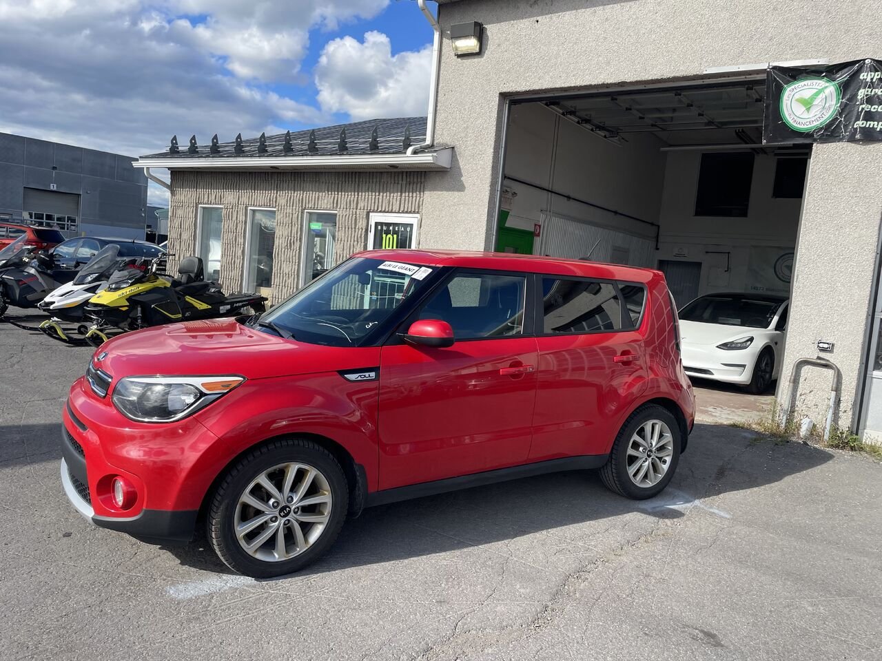 2017 Kia Soul Red  - photo #0