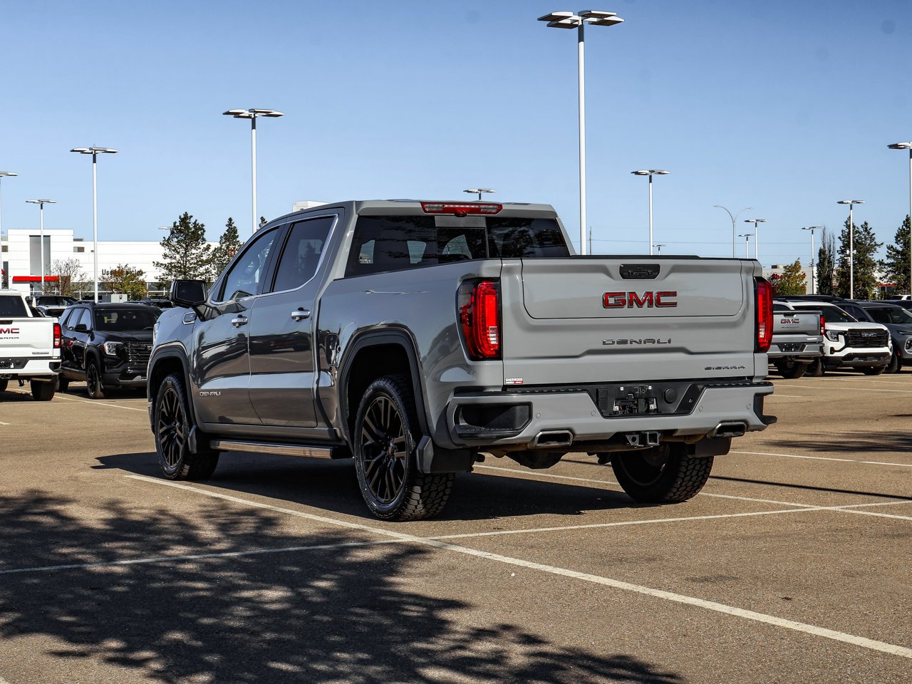 2025 GMC Sierra 1500 4WD Crew Cab 147 Denali Grey Sherwood Park - photo #5