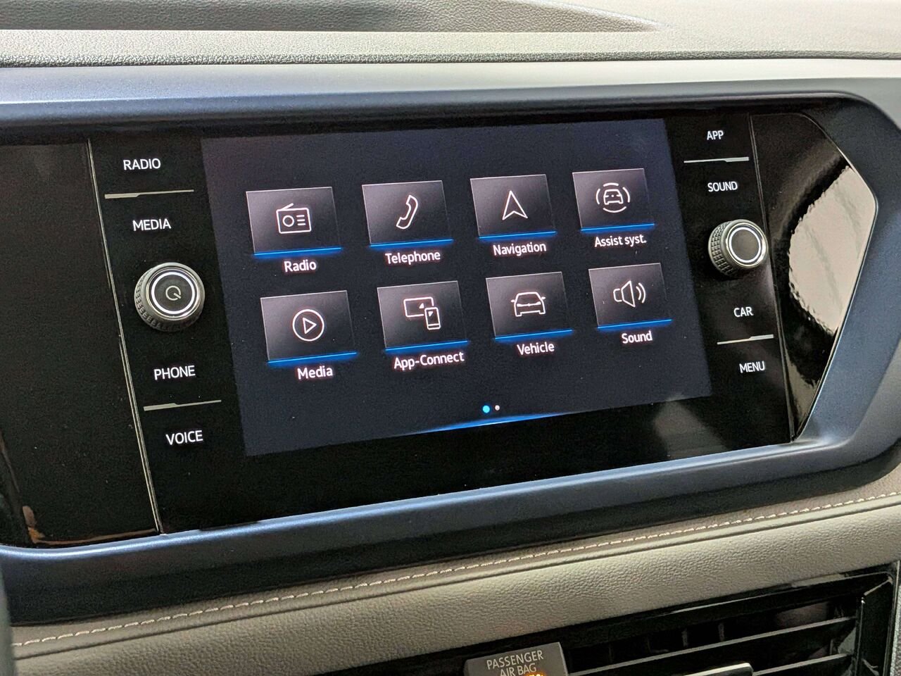 2024 Volkswagen Taos Comfortline 4MOTION Black Mirabel - photo #18